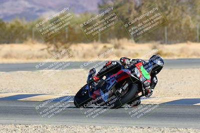 media/Jan-09-2022-SoCal Trackdays (Sun) [[2b1fec8404]]/Turn 6 (1035am)/